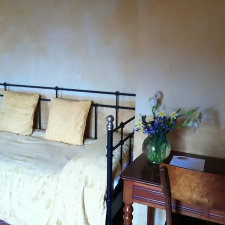 Castello Di Bed & Breakfast