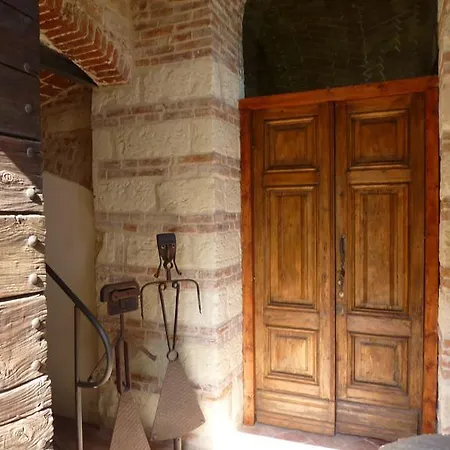 Castello Di 3*