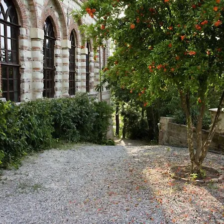 Castello Di Frassinello