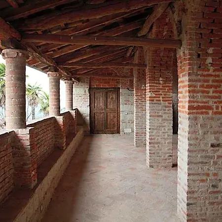 Castello Di 3*
