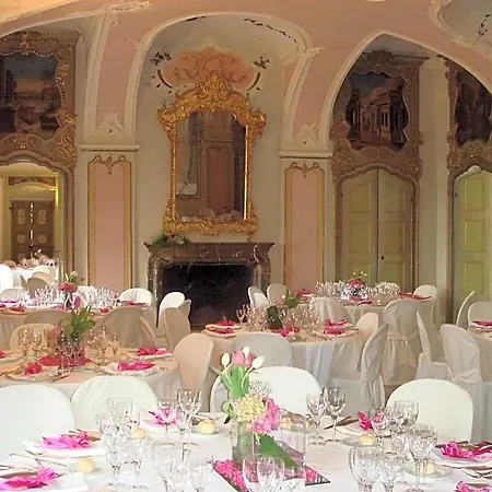 לינה וארוחת בוקר Castello Di