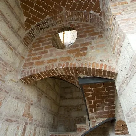 Bed & Breakfast Castello Di Frassinello