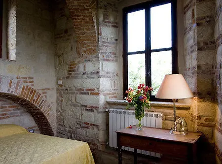 Castello Di Nocleg ze śniadaniem 3*