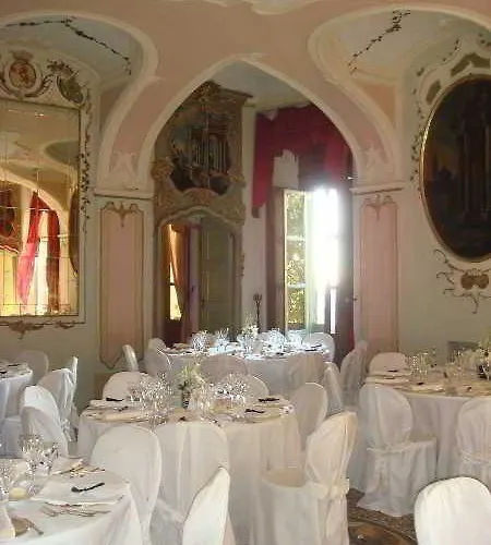 Castello Di فندق مبيت وإفطار Frassinello
