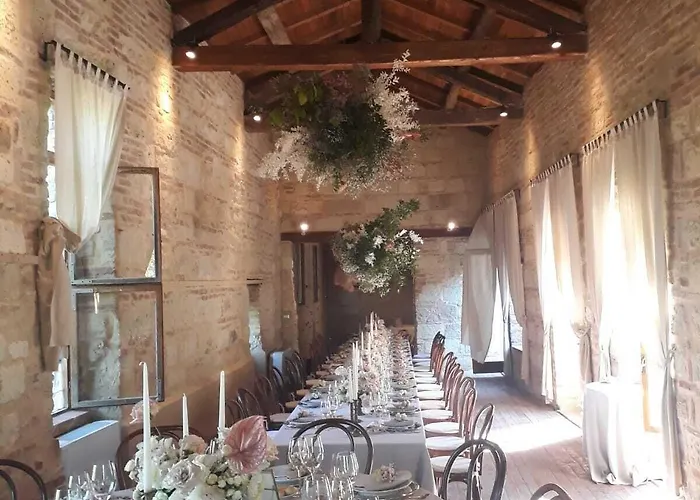 Castello Di فندق مبيت وإفطار 3*
