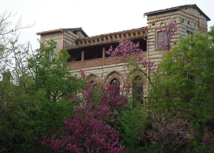 Castello Di فندق مبيت وإفطار